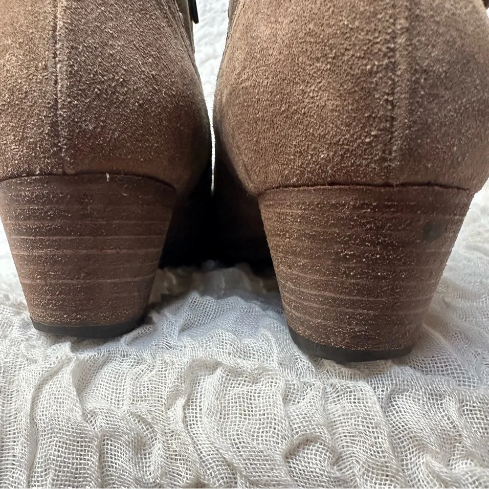 Aquatalia Fanny Bootie 8.5 Waterproof Suede Block Heel Ankle Boot